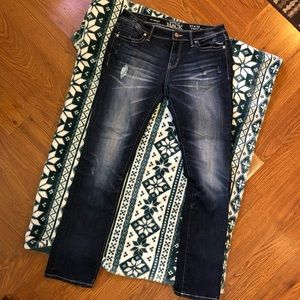 Buckle Black Straight leg jeans